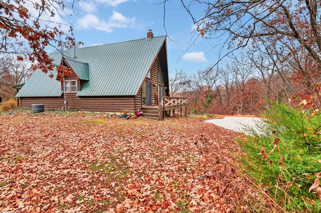 16996 E 524 Road, Stockton, MO 65785