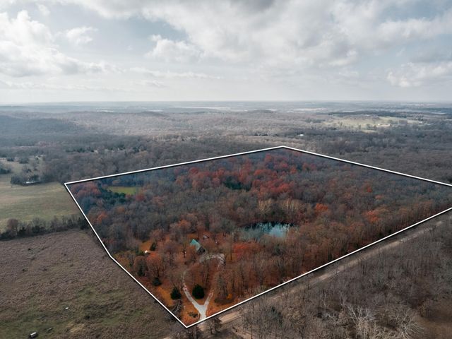 16996 E 524 Road, Stockton, MO 65785