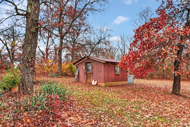 16996 E 524 Road, Stockton, MO 65785