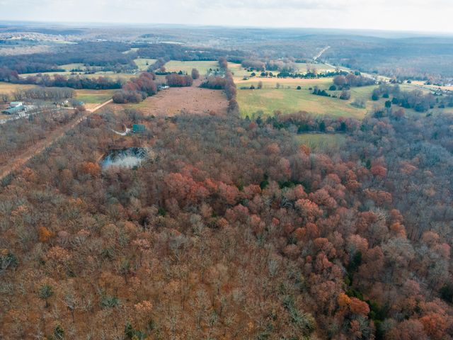 16996 E 524 Road, Stockton, MO 65785