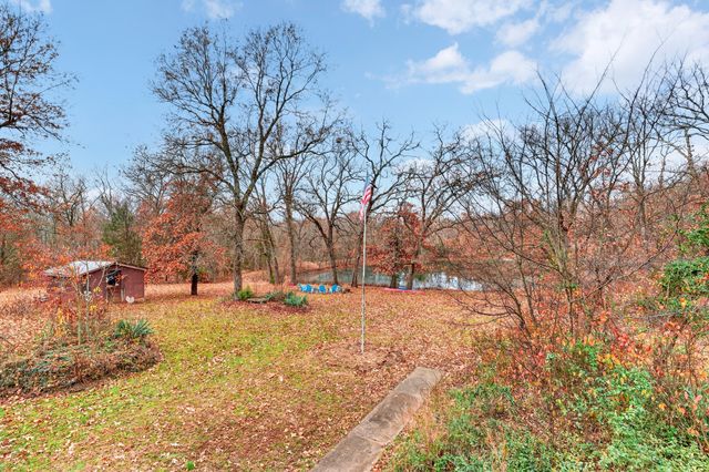 16996 E 524 Road, Stockton, MO 65785