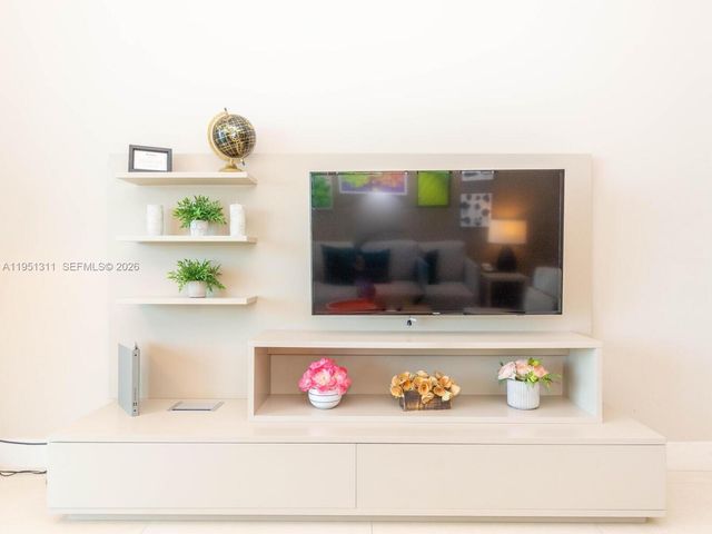 4111 S Ocean Dr 1908, Hollywood, FL 33019