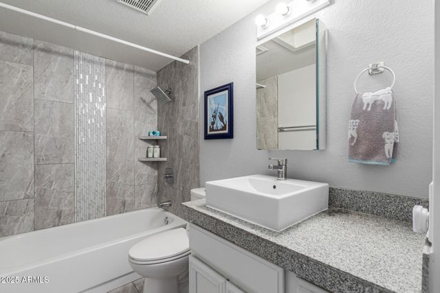 6509 N 10TH Place, Phoenix, AZ 85014