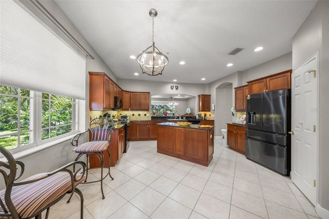 6430 MOORINGS POINT CIRCLE 201, Bradenton, FL 34202