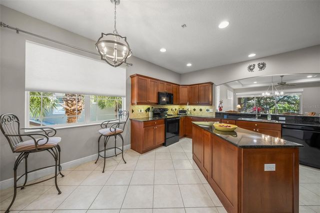 6430 MOORINGS POINT CIRCLE 201, Bradenton, FL 34202