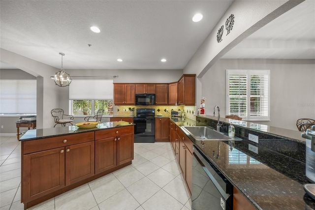 6430 MOORINGS POINT CIRCLE 201, Bradenton, FL 34202