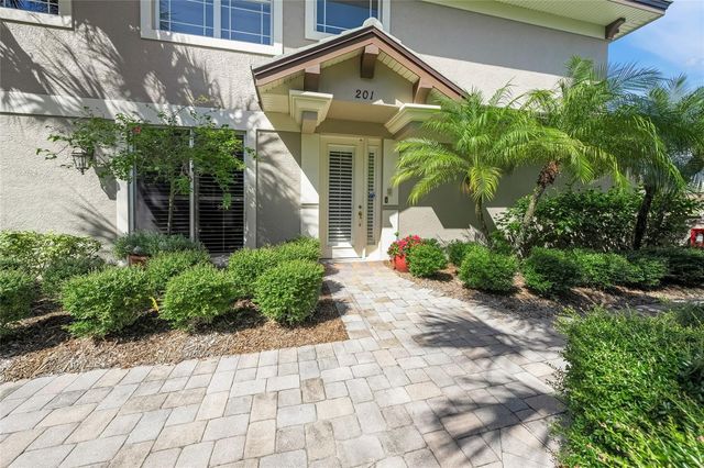 6430 MOORINGS POINT CIRCLE 201, Bradenton, FL 34202