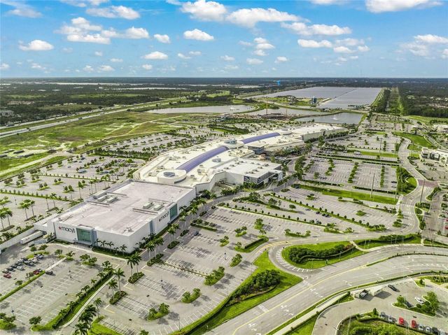 6430 MOORINGS POINT CIRCLE 201, Bradenton, FL 34202