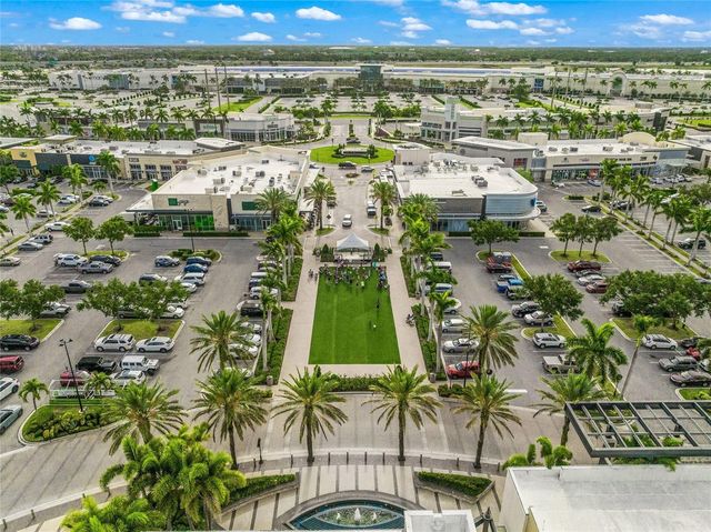 6430 MOORINGS POINT CIRCLE 201, Bradenton, FL 34202