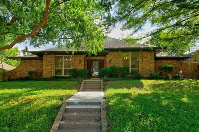 2918 Apple Valley Drive, Garland, TX 75043