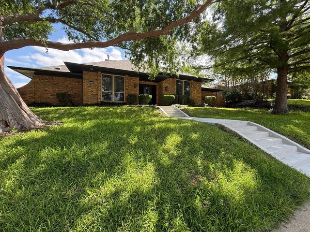 2918 Apple Valley Drive, Garland, TX 75043