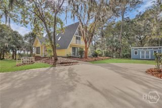 1206 Walthour Road, Savannah, GA 31410