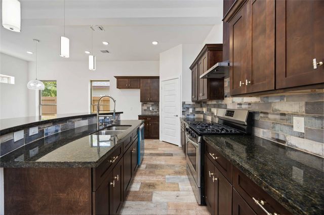 8114 Jeffery Street, Houston, TX 77028