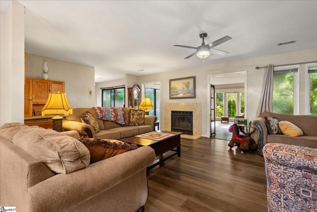 3 Fox Ridge Point, Taylors, SC 29687