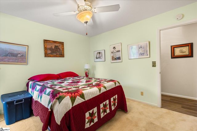 3 Fox Ridge Point, Taylors, SC 29687