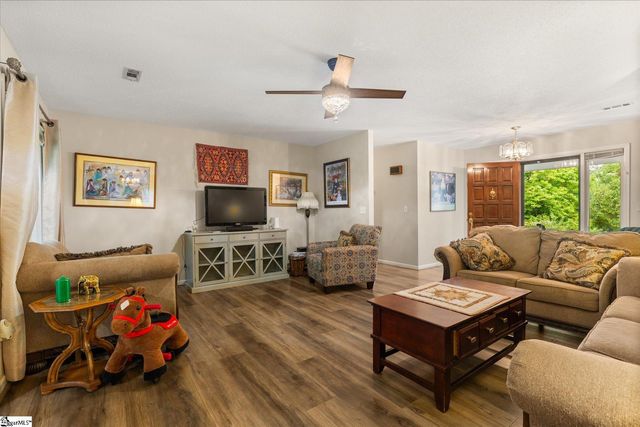 3 Fox Ridge Point, Taylors, SC 29687