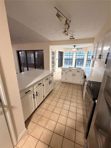 1015 CALLE ROSA PLACE, Sun City Center, FL 33573