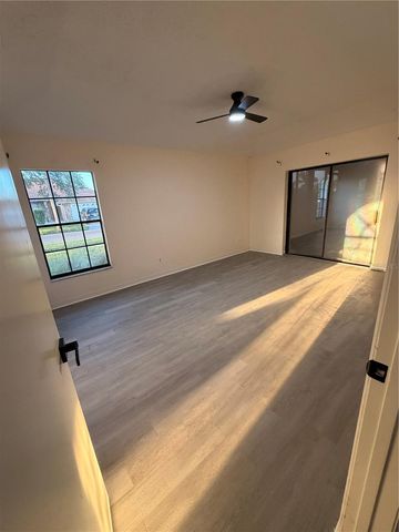 1015 CALLE ROSA PLACE, Sun City Center, FL 33573