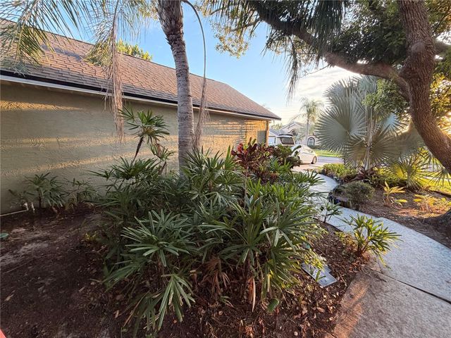 1015 CALLE ROSA PLACE, Sun City Center, FL 33573