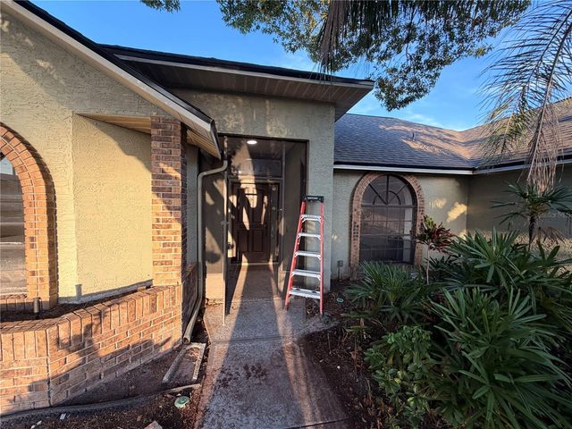 1015 CALLE ROSA PLACE, Sun City Center, FL 33573