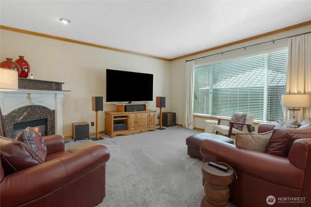 8212 72nd Avenue E, Puyallup, WA 98371