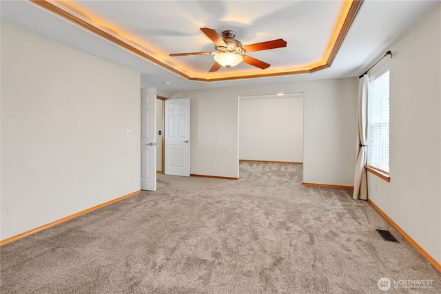 8212 72nd Avenue E, Puyallup, WA 98371