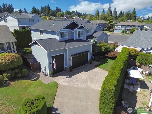 8212 72nd Avenue E, Puyallup, WA 98371