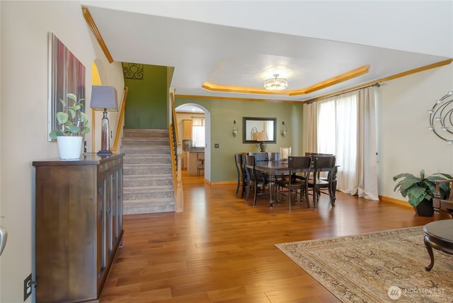 8212 72nd Avenue E, Puyallup, WA 98371