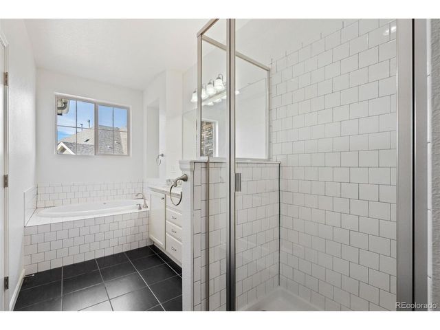 9077 E Phillips Ln, Centennial, CO 80112