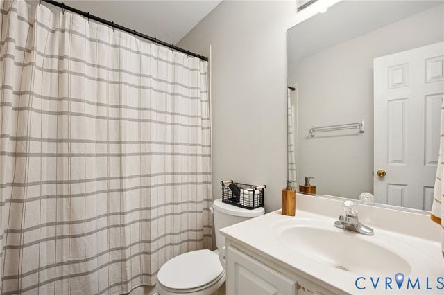 9235 Madison Leigh Ct, Mechanicsville, VA 23111