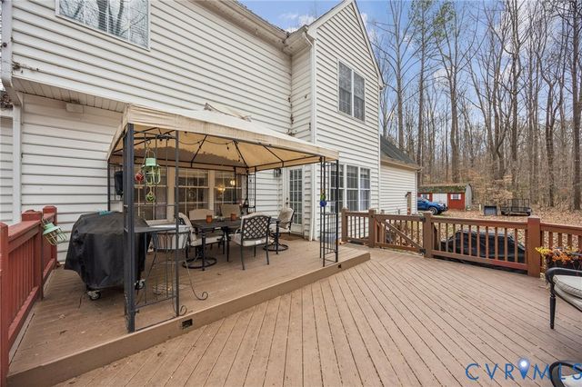 9235 Madison Leigh Ct, Mechanicsville, VA 23111