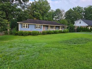 1116 ARDEN SW Drive, Marietta, GA 30008