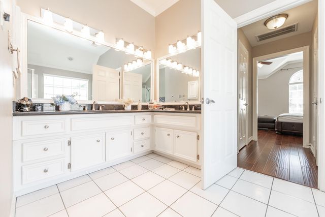 1907 Waterside Drive, Missouri City, TX 77459