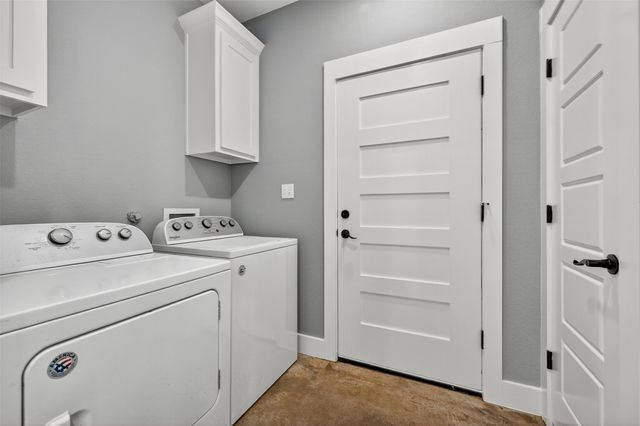 1425 S 7th Avenue, Denison, TX 75021