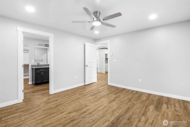 3120 W Lakeside Drive, Moses Lake, WA 98837