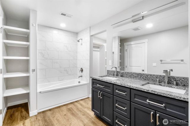 3120 W Lakeside Drive, Moses Lake, WA 98837