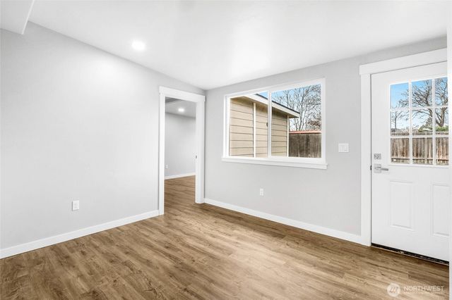 3120 W Lakeside Drive, Moses Lake, WA 98837