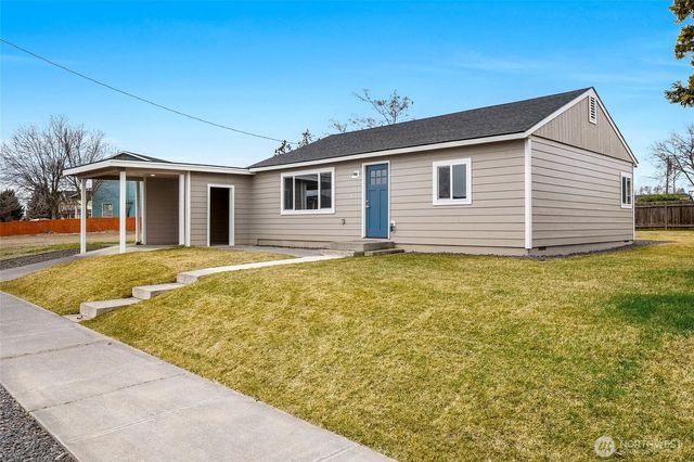 3120 W Lakeside Drive, Moses Lake, WA 98837