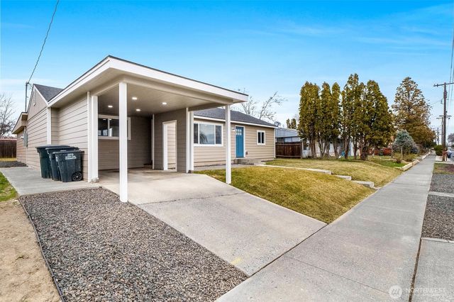 3120 W Lakeside Drive, Moses Lake, WA 98837