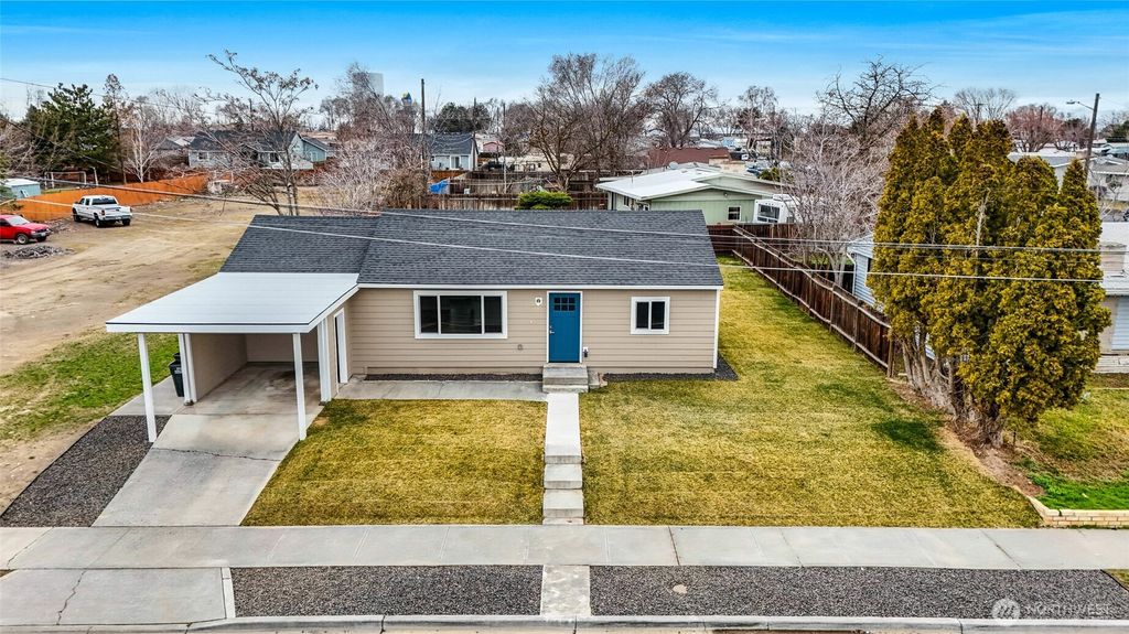 3120 W Lakeside Drive, Moses Lake, WA 98837