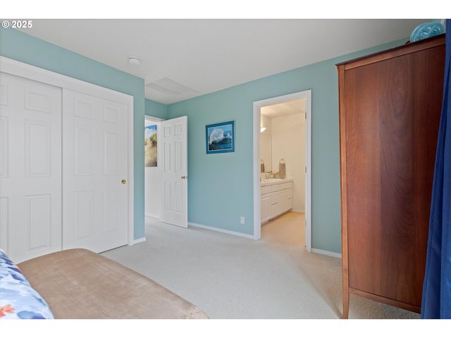 2865 Nw NEPTUNE Ave, Lincoln City, OR 97367