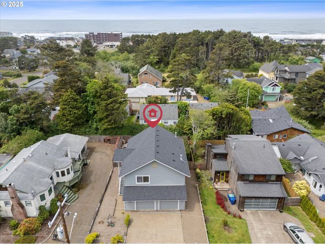 2865 Nw NEPTUNE Ave, Lincoln City, OR 97367