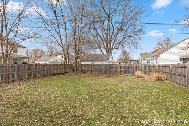2447 Avon Avenue SW, Wyoming, MI 49519