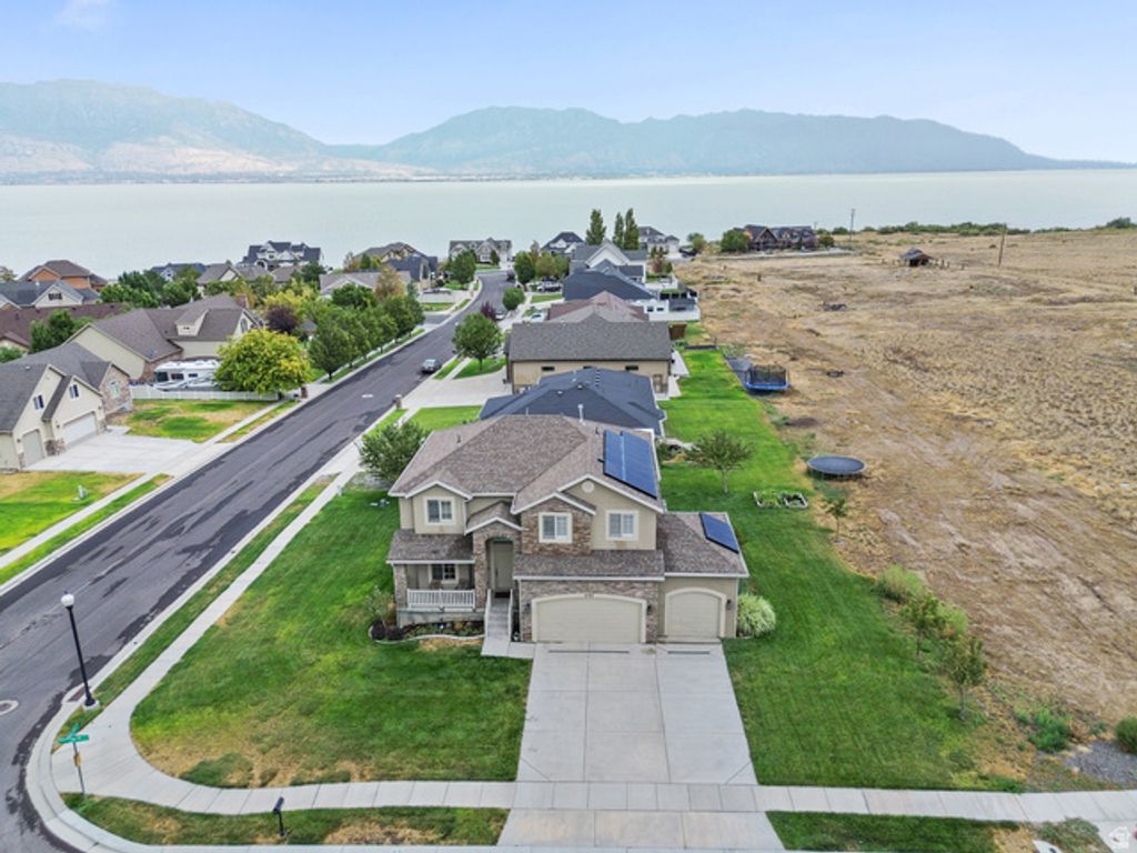 4144 S SCHOONER DR, Saratoga Springs, UT 84045 — photo 2