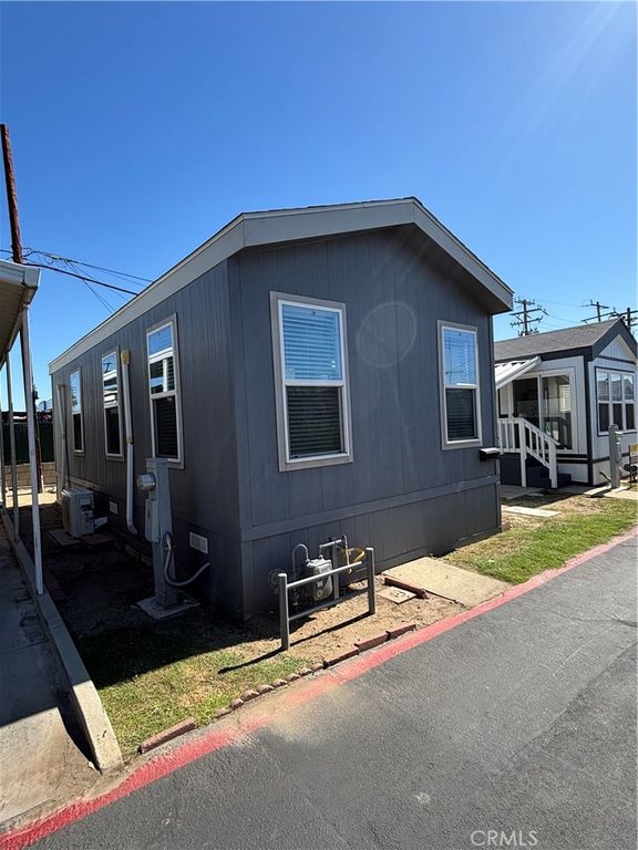 19548 E Cypress st 2, Covina, CA 91724 — photo 2