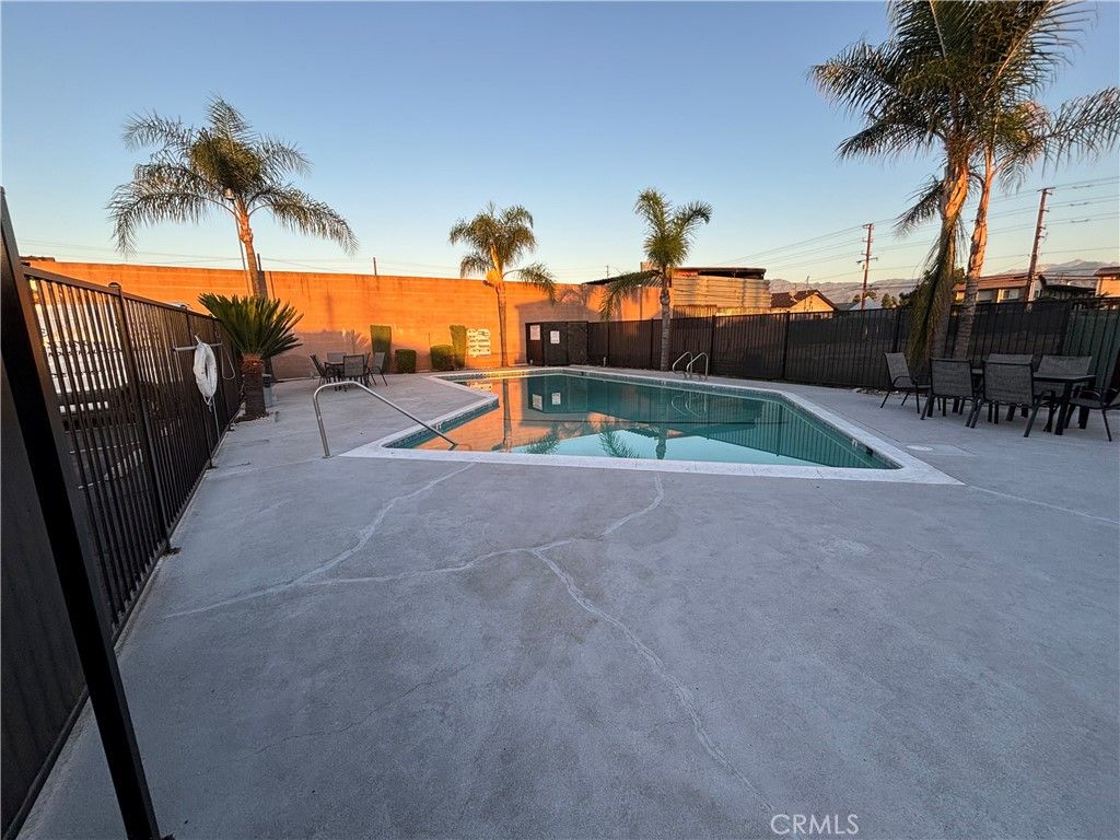 19548 E Cypress st 2, Covina, CA 91724 — photo 4