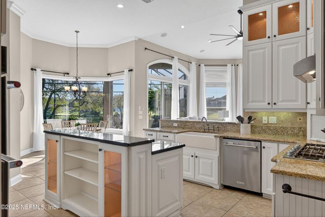 365 N LOMBARDY Loop, St. Johns, FL 32259