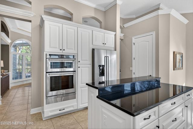 365 N LOMBARDY Loop, St. Johns, FL 32259