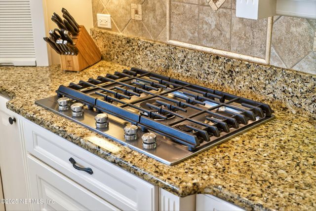 365 N LOMBARDY Loop, St. Johns, FL 32259