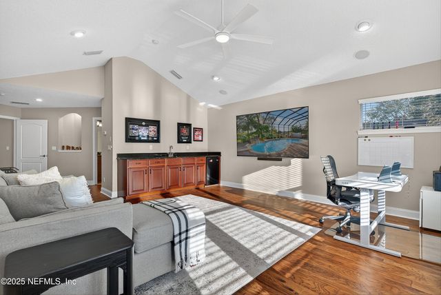 365 N LOMBARDY Loop, St. Johns, FL 32259